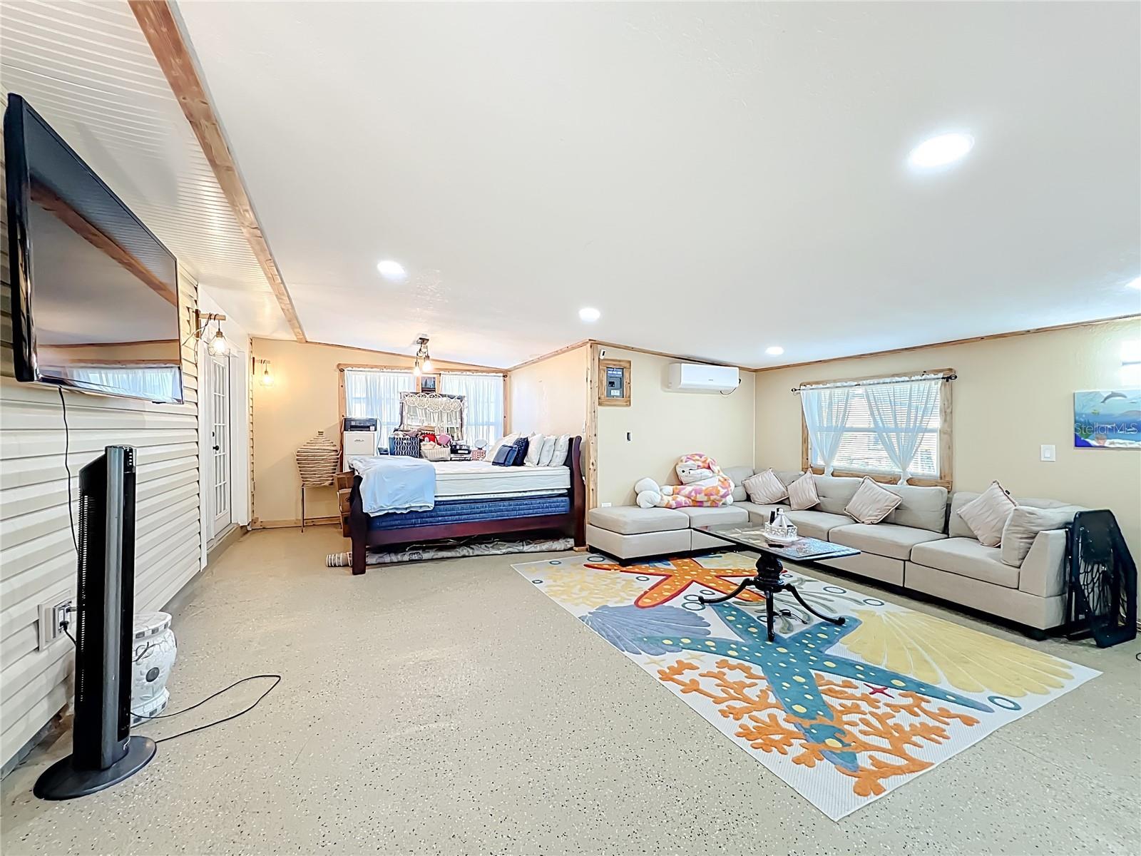 EMERALD LAKE COLONY UNIT 2 - Residential