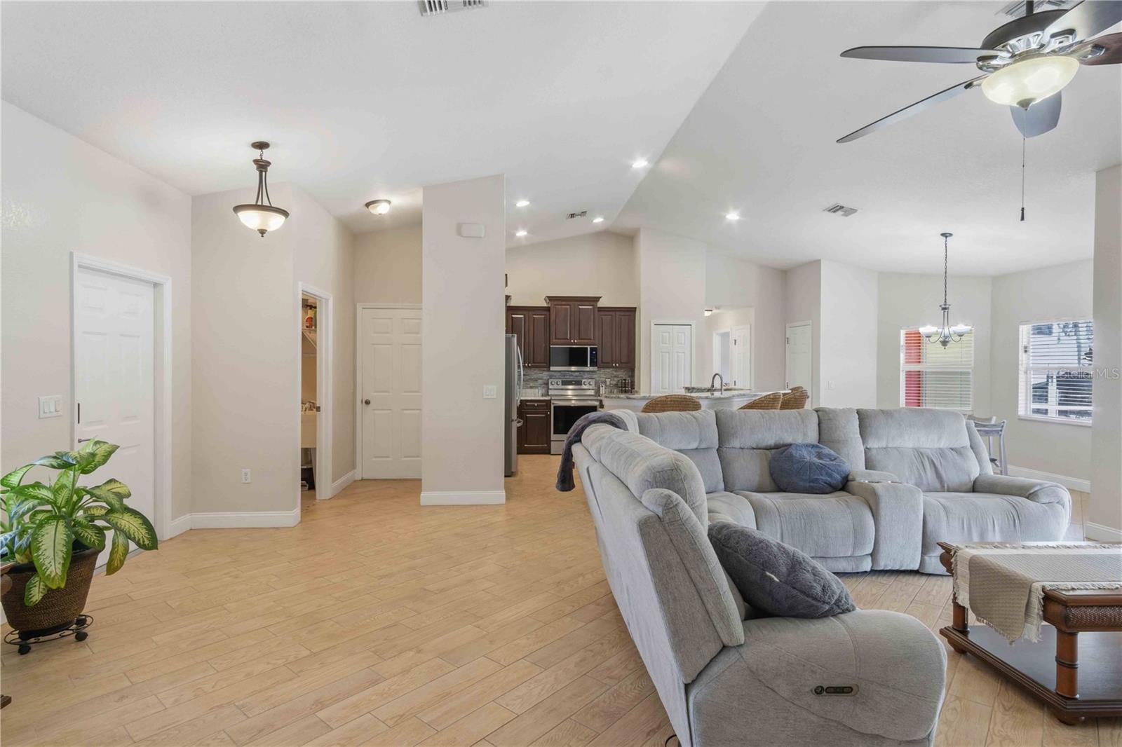 PORT CHARLOTTE SEC 037 - Residential