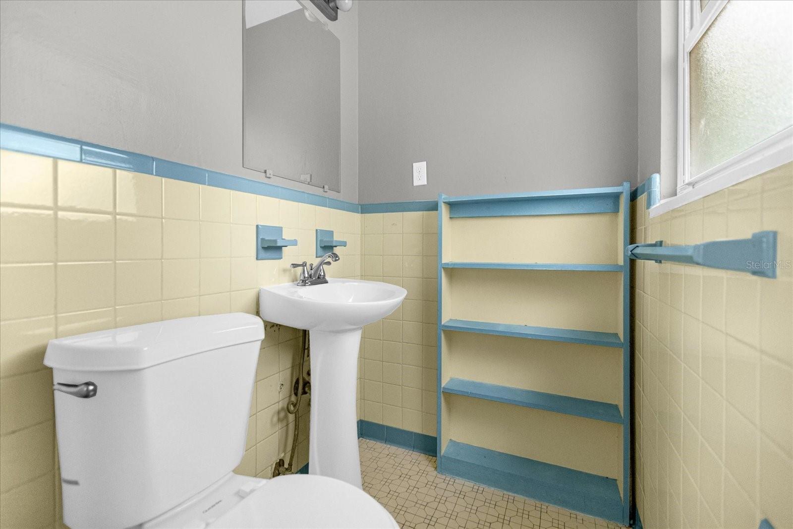 CRYSTAL LAKE TERRACE - Residential