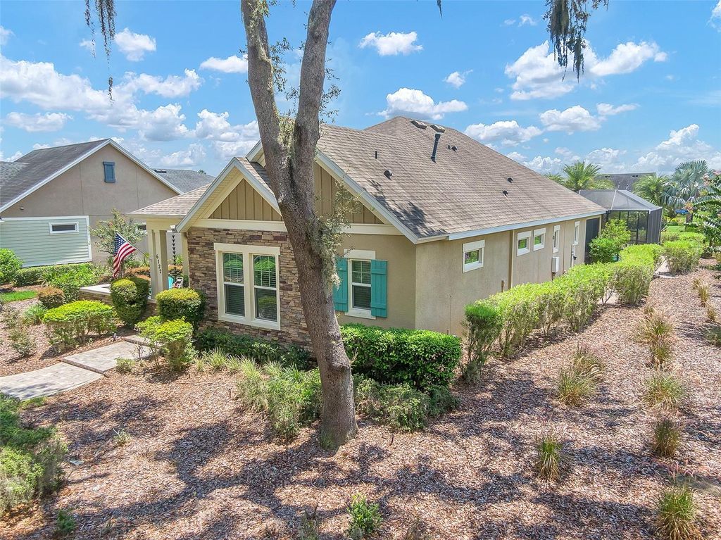 Photo of 6122 Watercolor Dr, Lithia, FL 33547 (MLS # TB8413172)