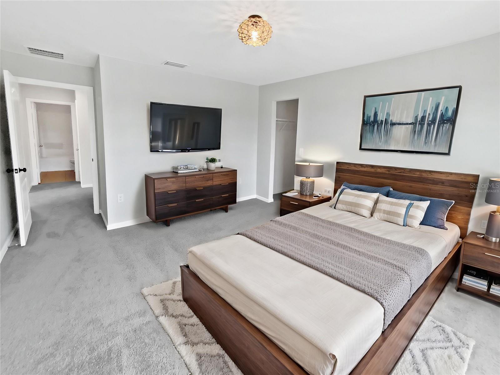 8452 SILVERBELL LOOP