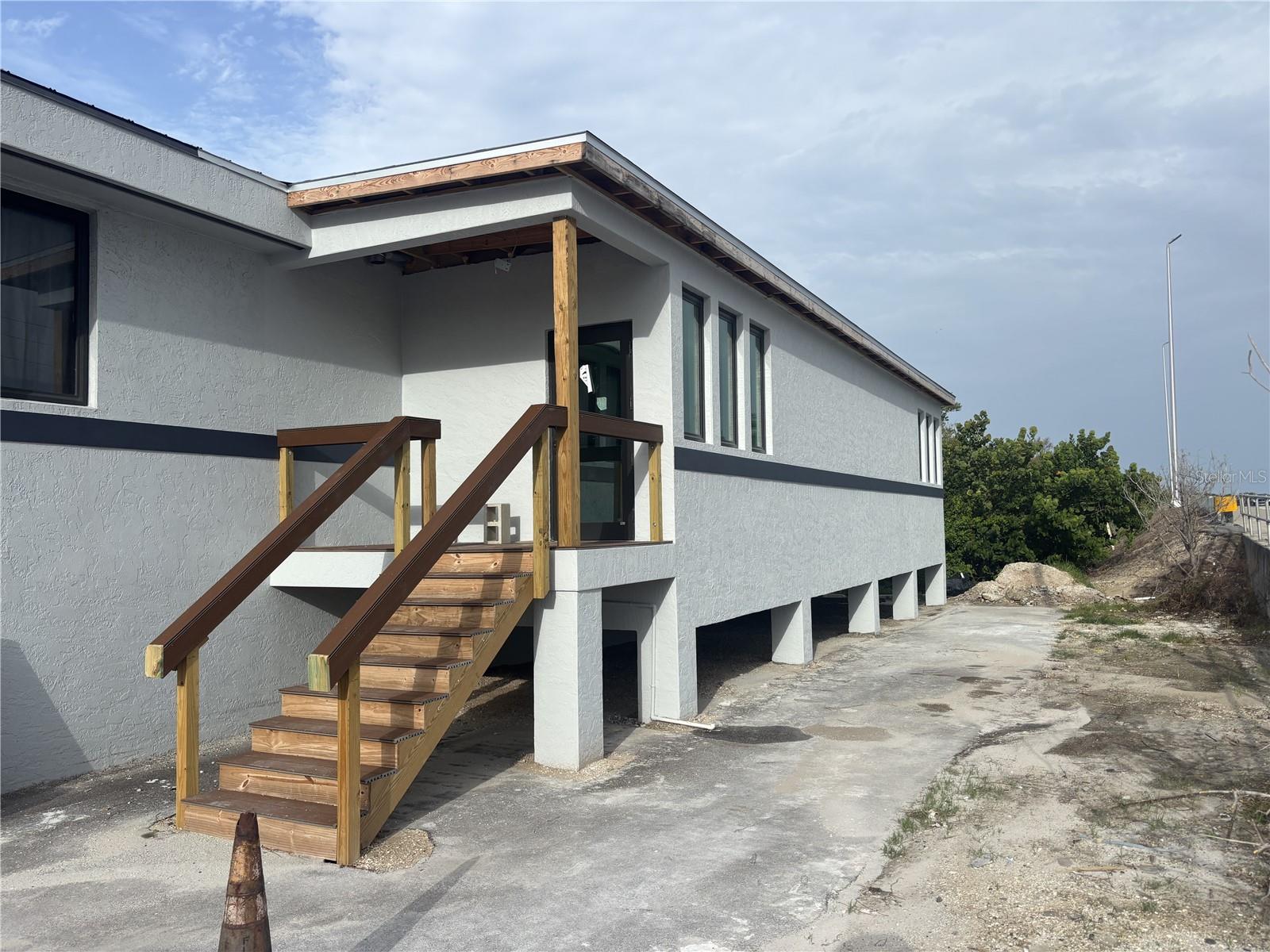 1499 S Mccall Rd, Englewood, FL 34223
