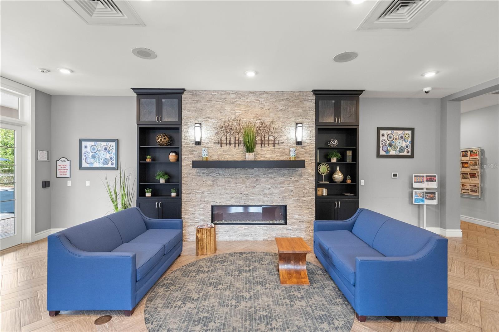 INDIGO EAST PH 1 UNIT GG - Residential