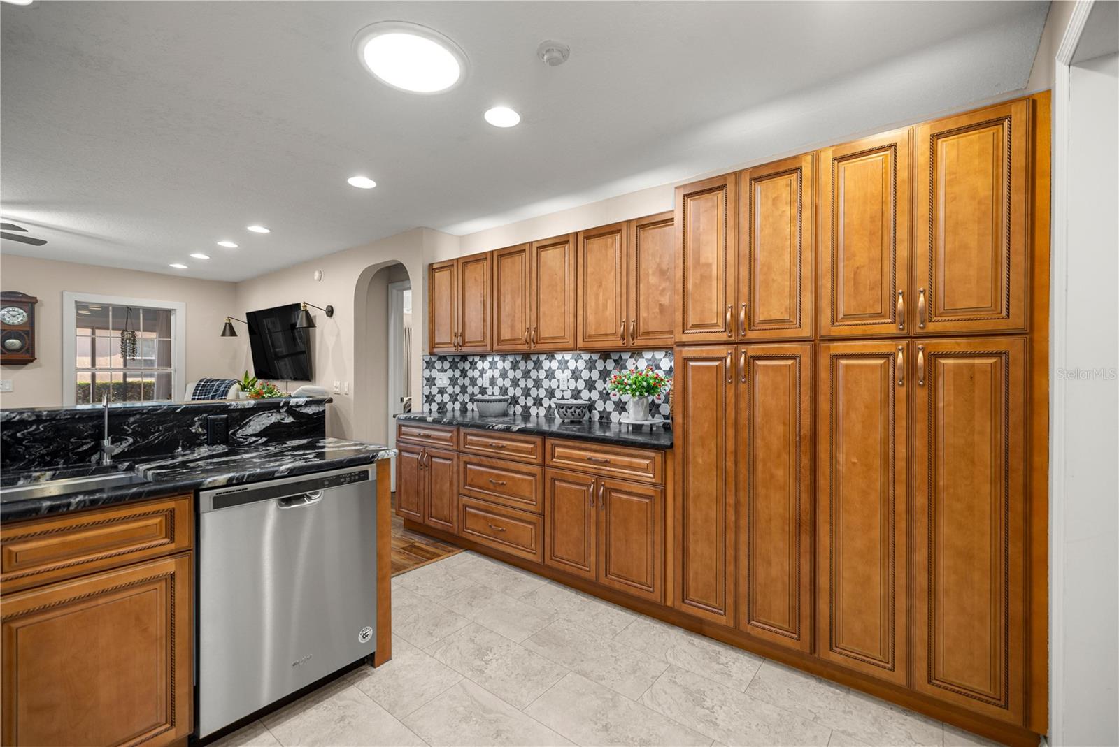 INDIGO EAST PH 1 UNIT GG - Residential