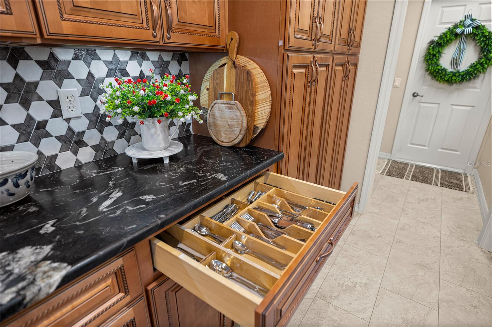 INDIGO EAST PH 1 UNIT GG - Residential