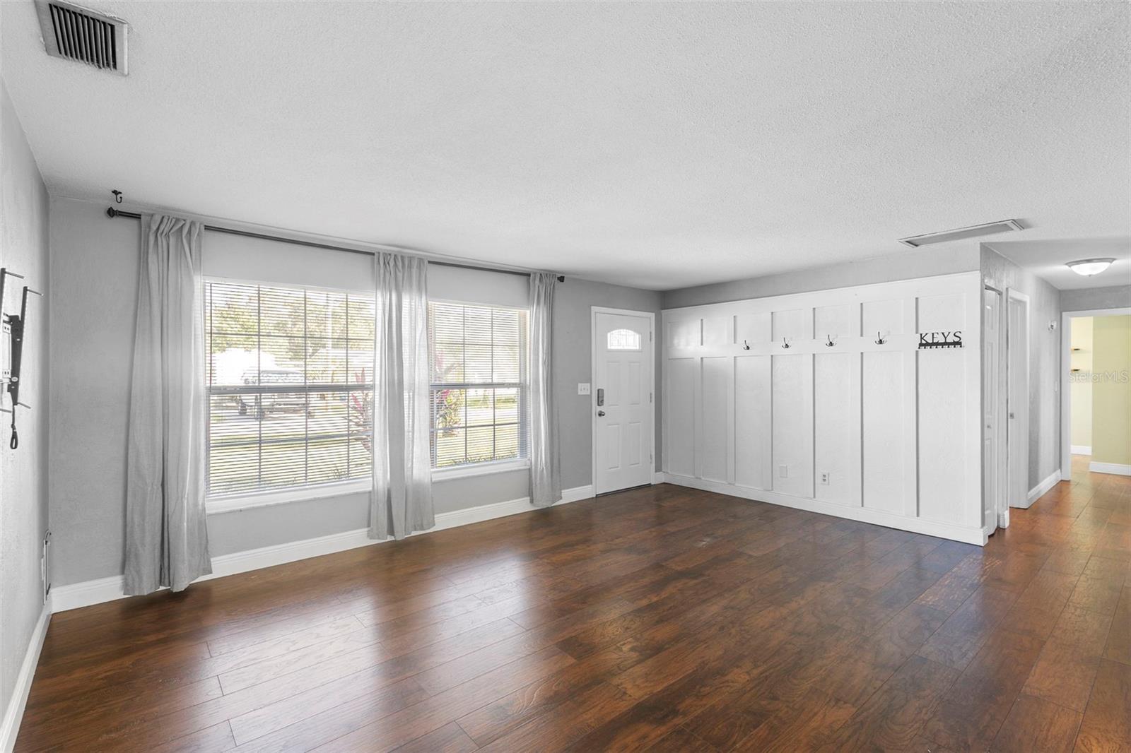 ORMOND JUNGLE DEN CMP UN SB17 - Residential