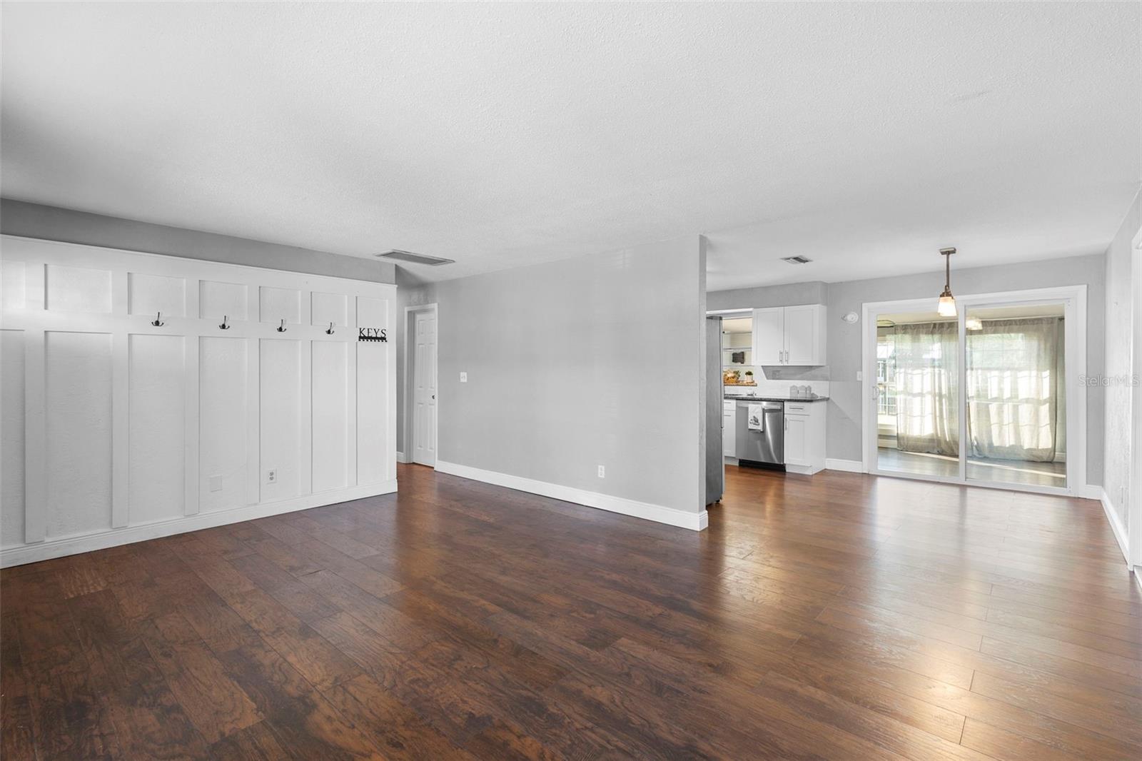 ORMOND JUNGLE DEN CMP UN SB17 - Residential