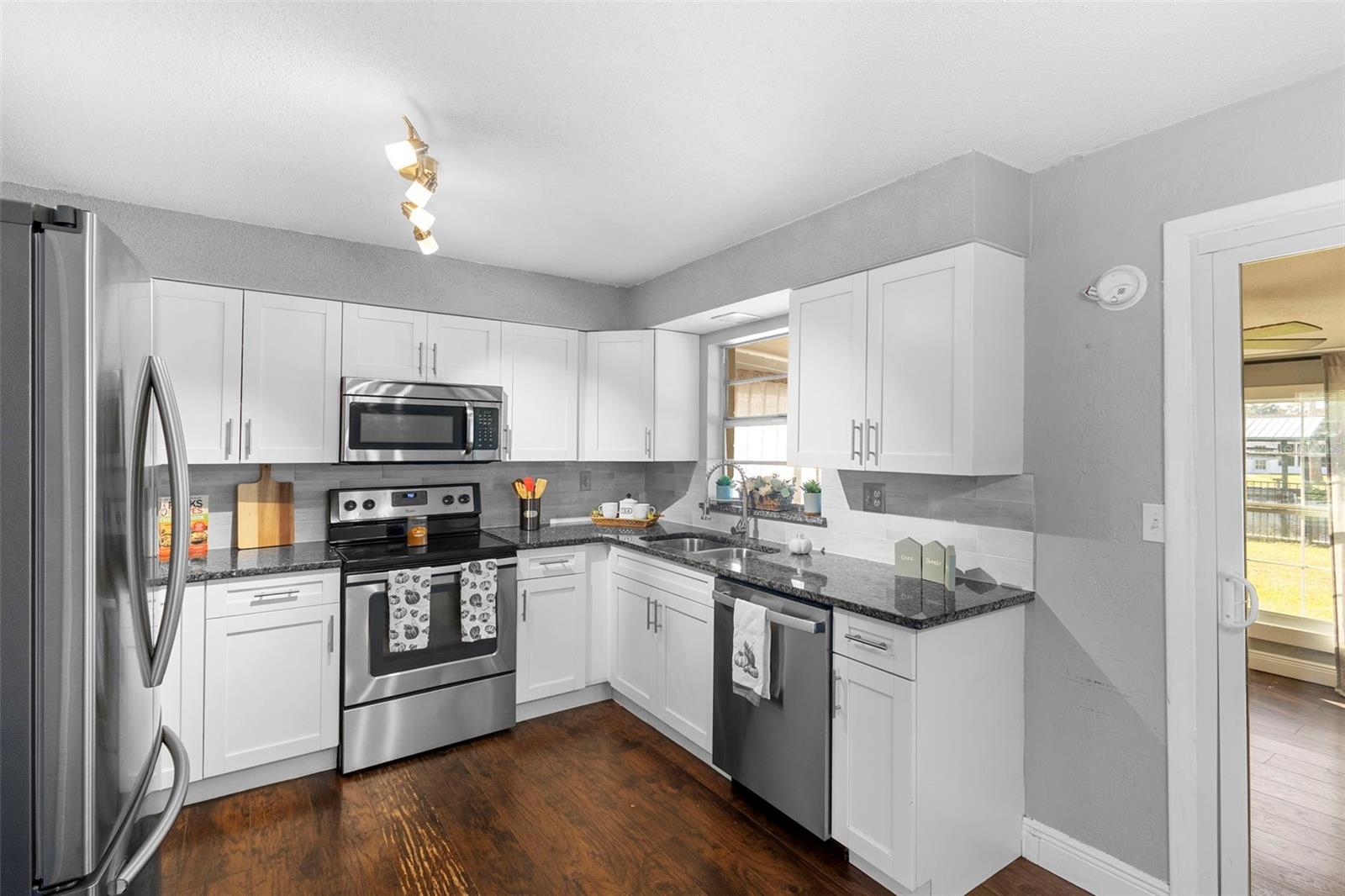 ORMOND JUNGLE DEN CMP UN SB17 - Residential