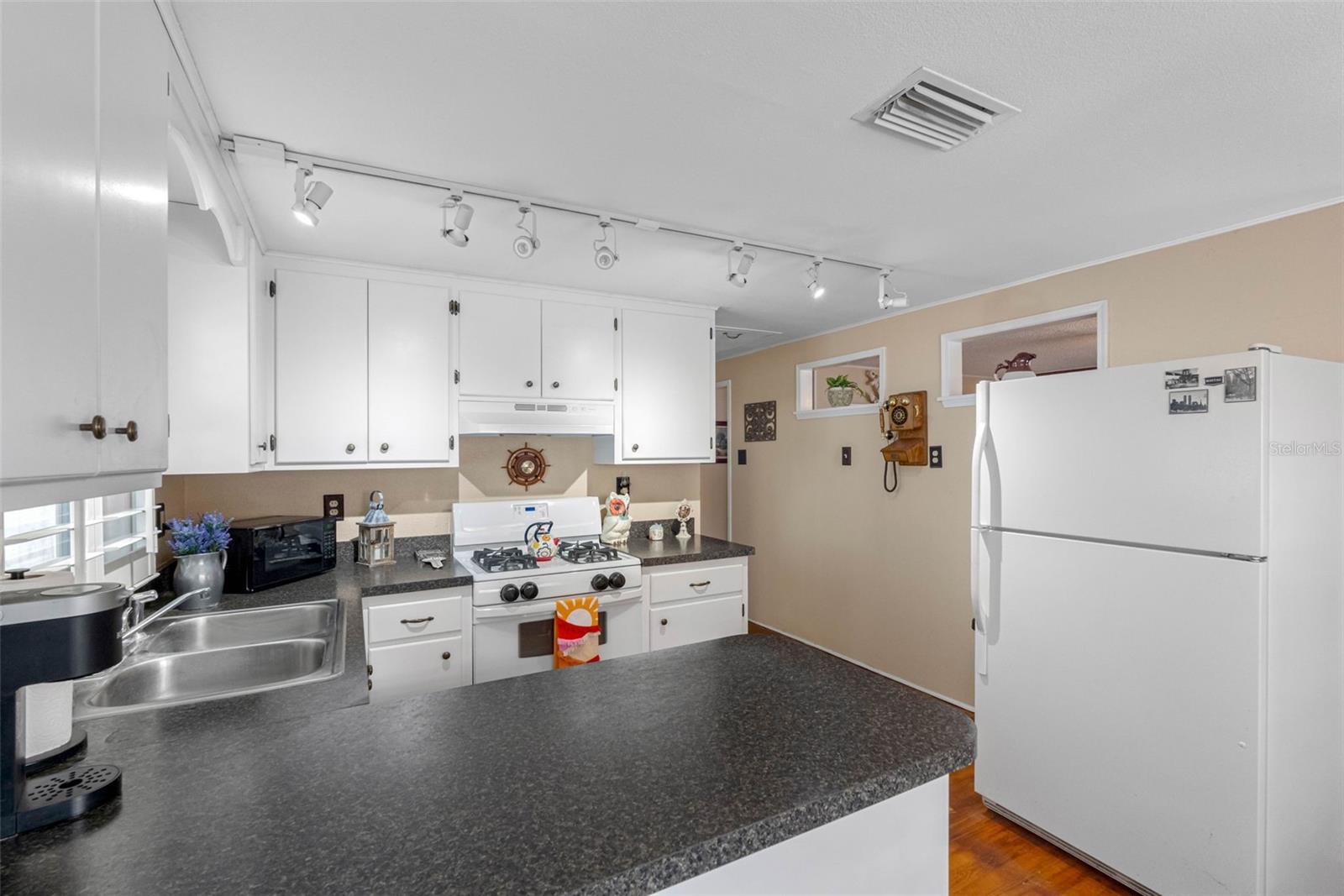 SPRING PARK REV - Residential