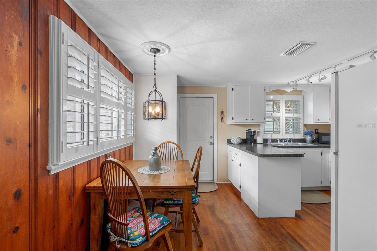 SPRING PARK REV - Residential