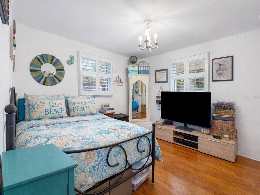 Photo of 427 5th Street N, Safety Harbor, FL 34695 (MLS # TB8483154)