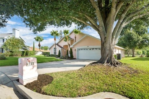 742 Santa Maria Drive, Winter Haven, FL 33884