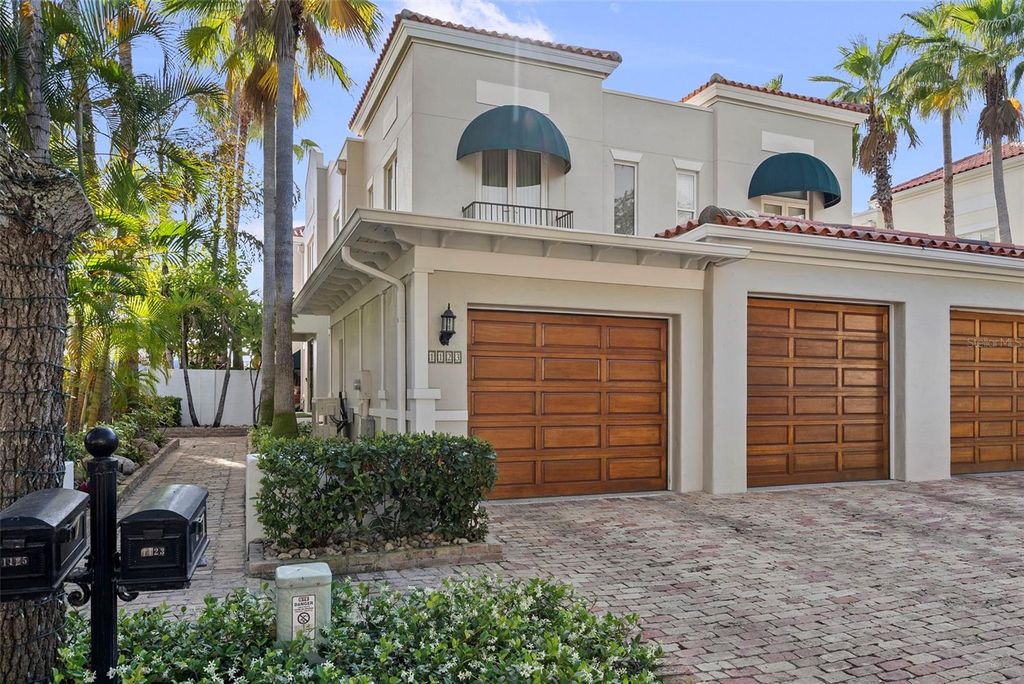 Photo of 1123 Abbeys Way, Tampa, FL 33602 (MLS # TB8502682)