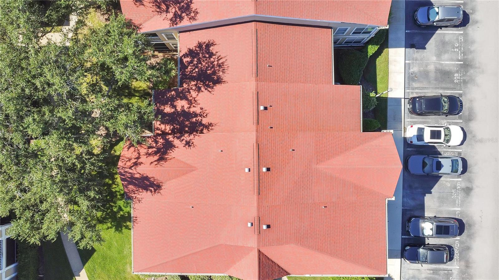 THE HIGHLANDS AT HUNTERS GREE - Residential