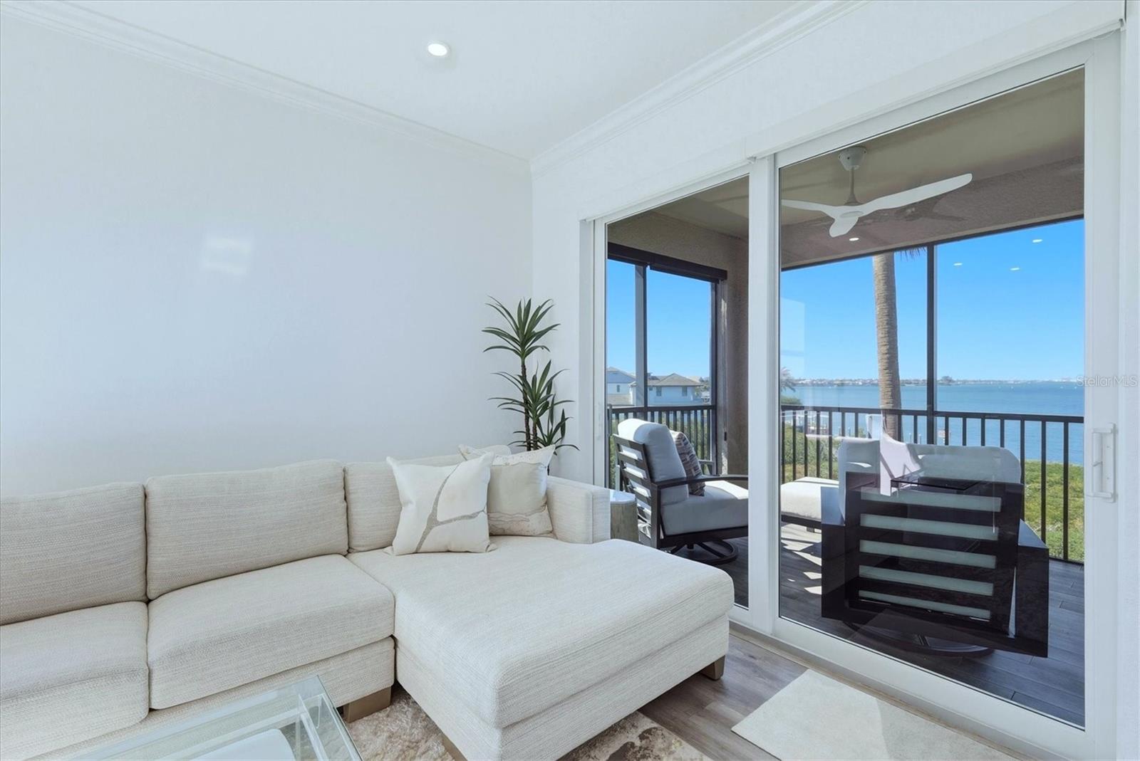 850 TIDEWATER SHORES LOOP 301