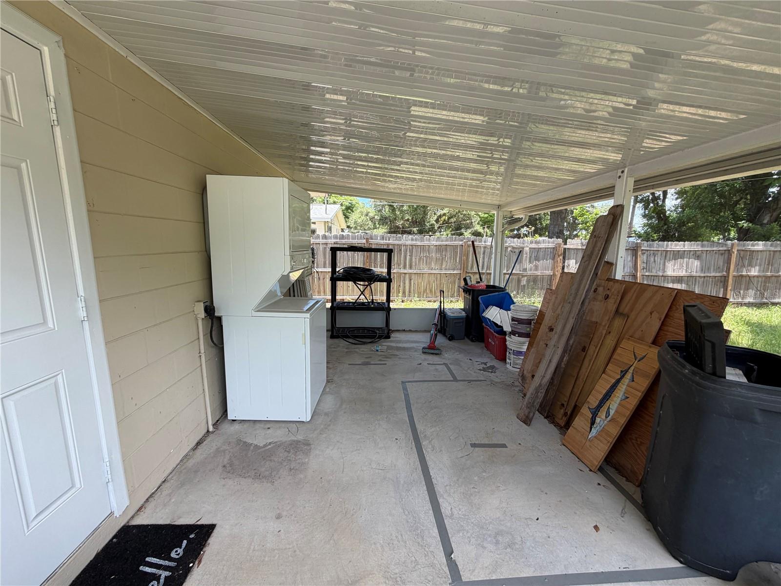 2195 PARK ROAD