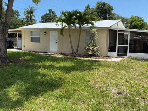 Photo of 2195 Park Road, Venice, FL 34293 (MLS # A4697193)