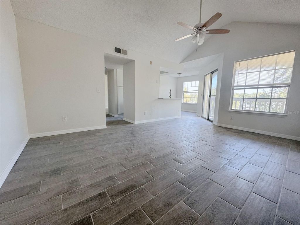 Photo of 1013 S Hiawassee Road #3635, Orlando, FL 32835 (MLS # O6368894)