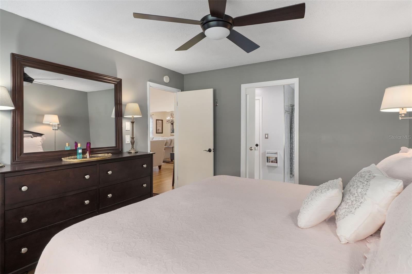 WHISPERING OAKS ESTATES PHASE 1-G - Residential