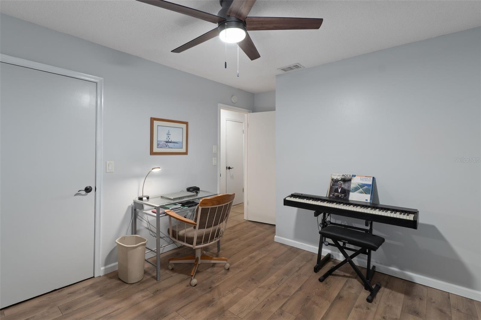 WHISPERING OAKS ESTATES PHASE 1-G - Residential