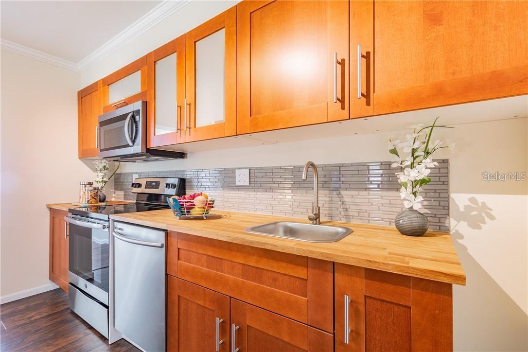 PASADENA HEIGHTS - Residential