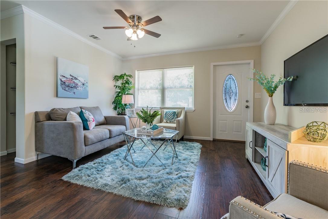 PASADENA HEIGHTS - Residential