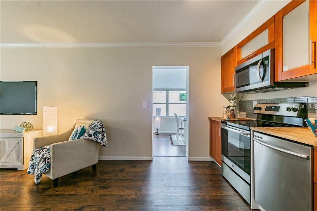 PASADENA HEIGHTS - Residential