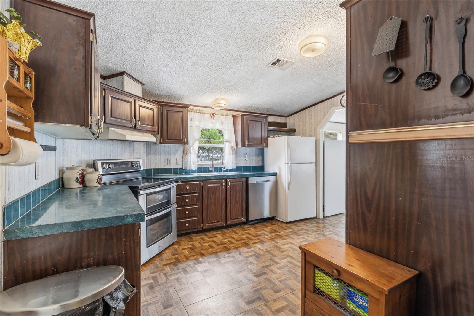 LAKE MAGNOLIA ESTATES UNIT 02 - Residential