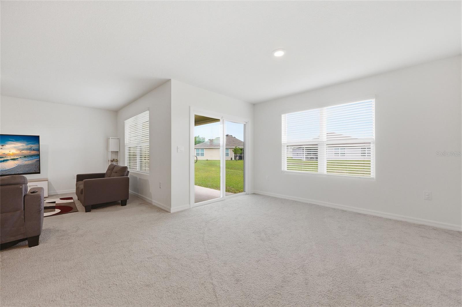 OAK RIDGE AT HIGH SPGS PH IV PB 37 PG 73 - Residential