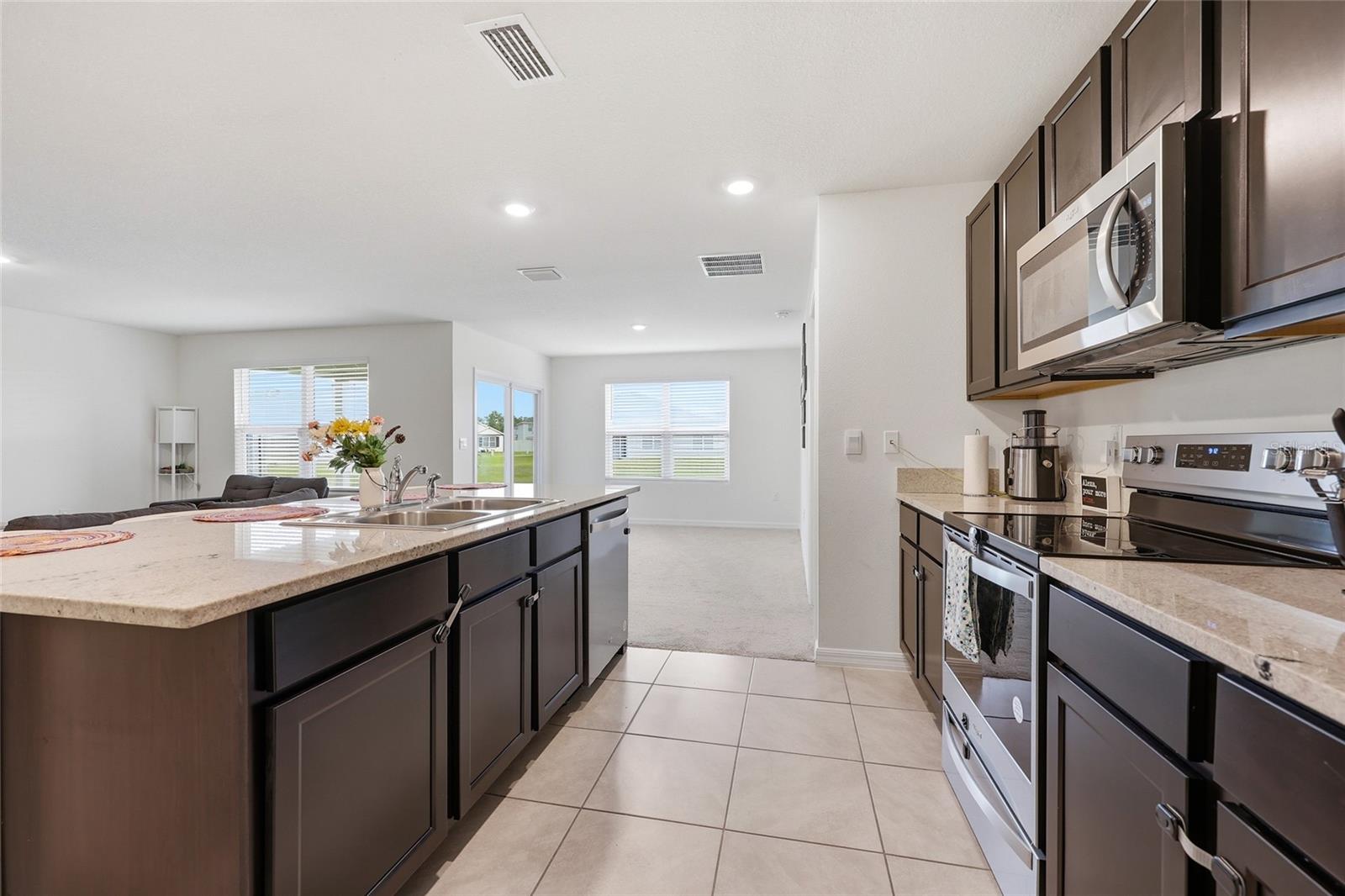 OAK RIDGE AT HIGH SPGS PH IV PB 37 PG 73 - Residential