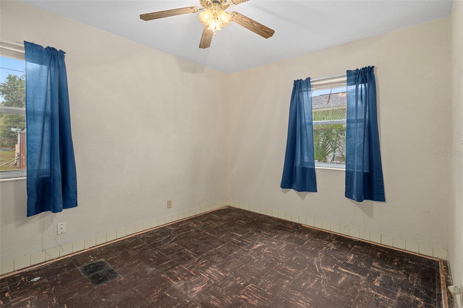 GANDY MANOR 2ND ADD - Residential