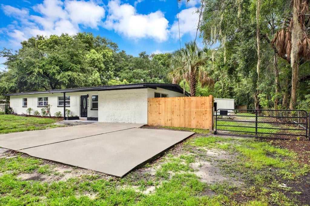Photo of 3606 Autumn Palm Drive, Zephyrhills, FL 33541 (MLS # TB8536754)