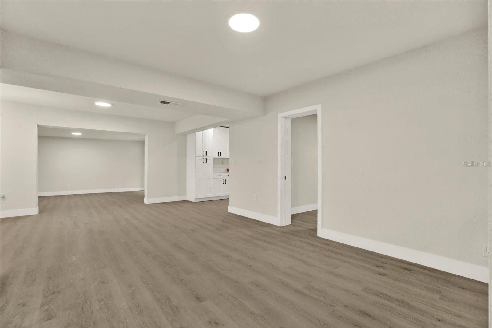 3606 AUTUMN PALM DRIVE