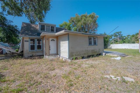 3258 ADRIAN AVENUE LARGO FL 33774