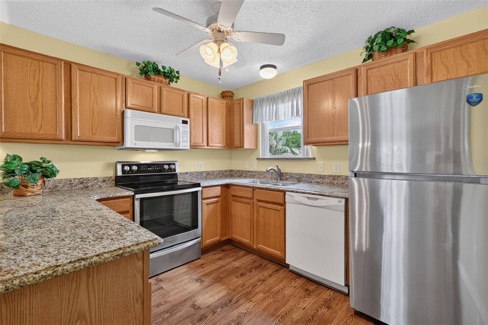 1410 RED ASH PLACE