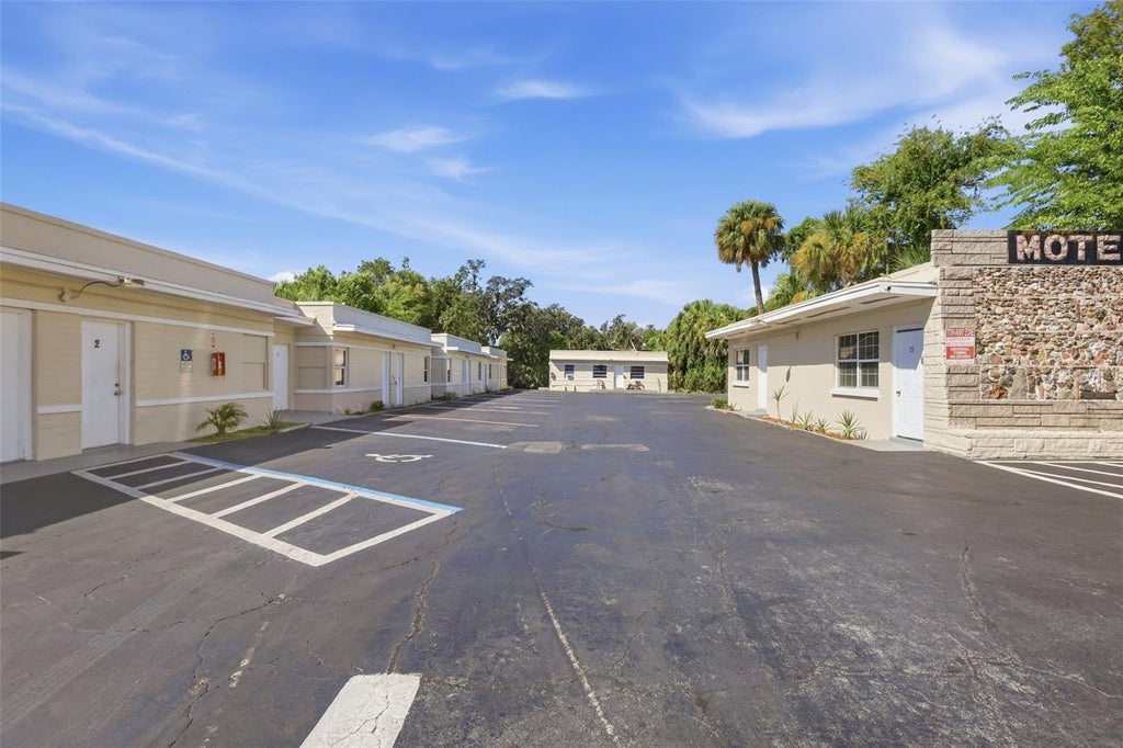 Photo of 828 Ridgewood Avenue, Holly Hill, FL 32117 (MLS # O6443334)