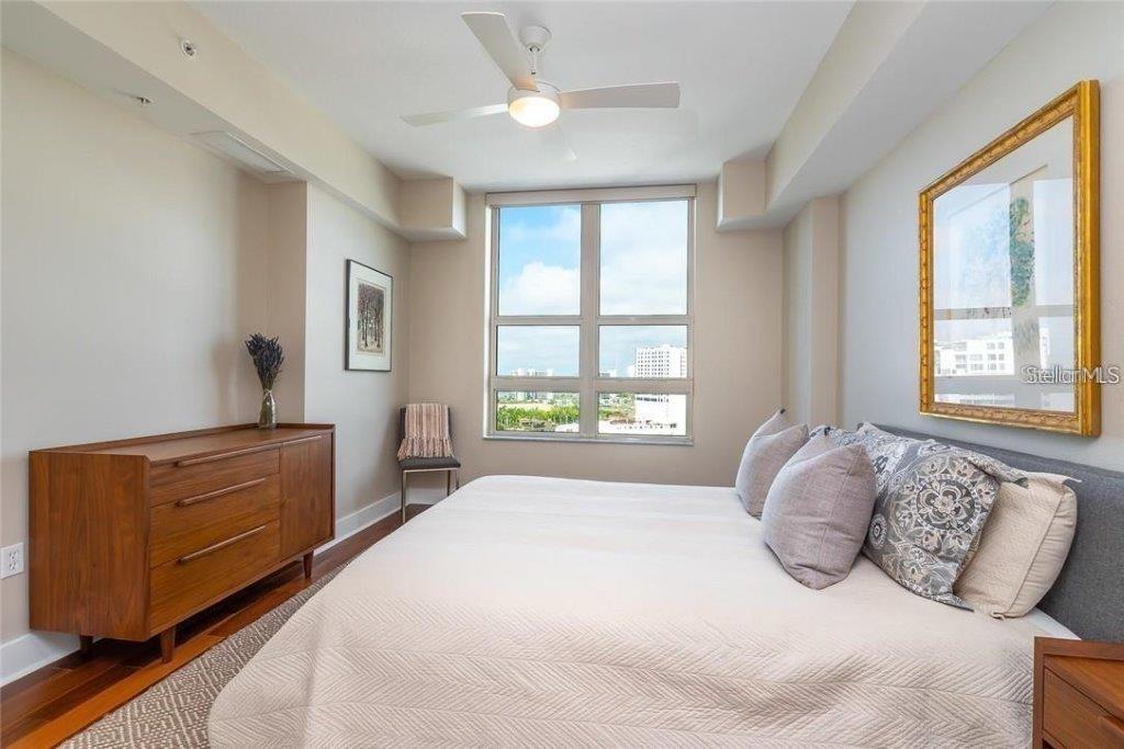 1350 MAIN RESIDENTIAL - Residential Lease