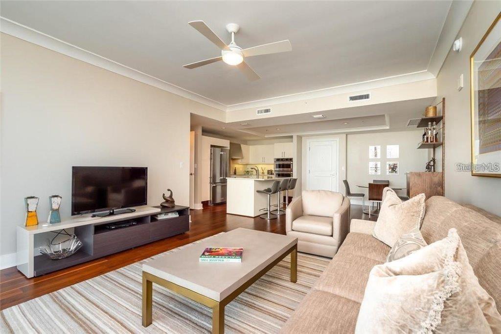 1350 MAIN RESIDENTIAL - Residential Lease