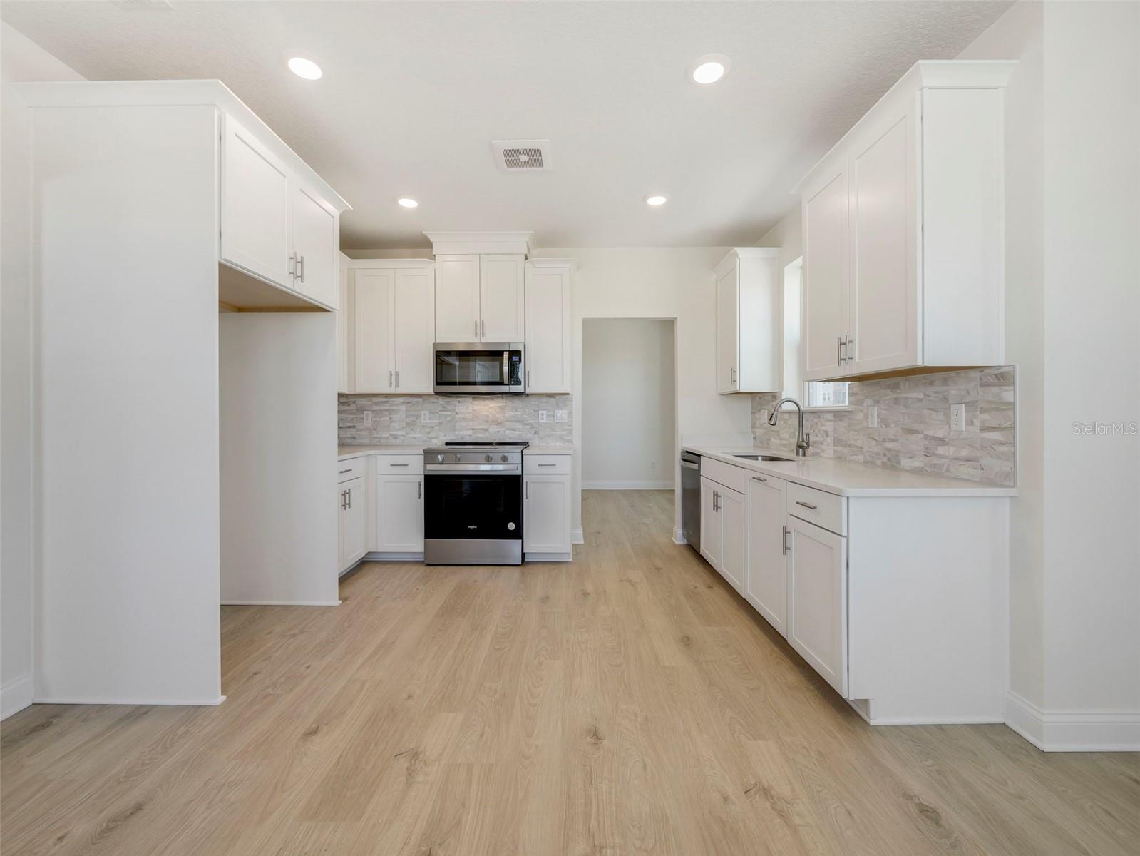 7545 LAUREATE BOULEVARD 7203