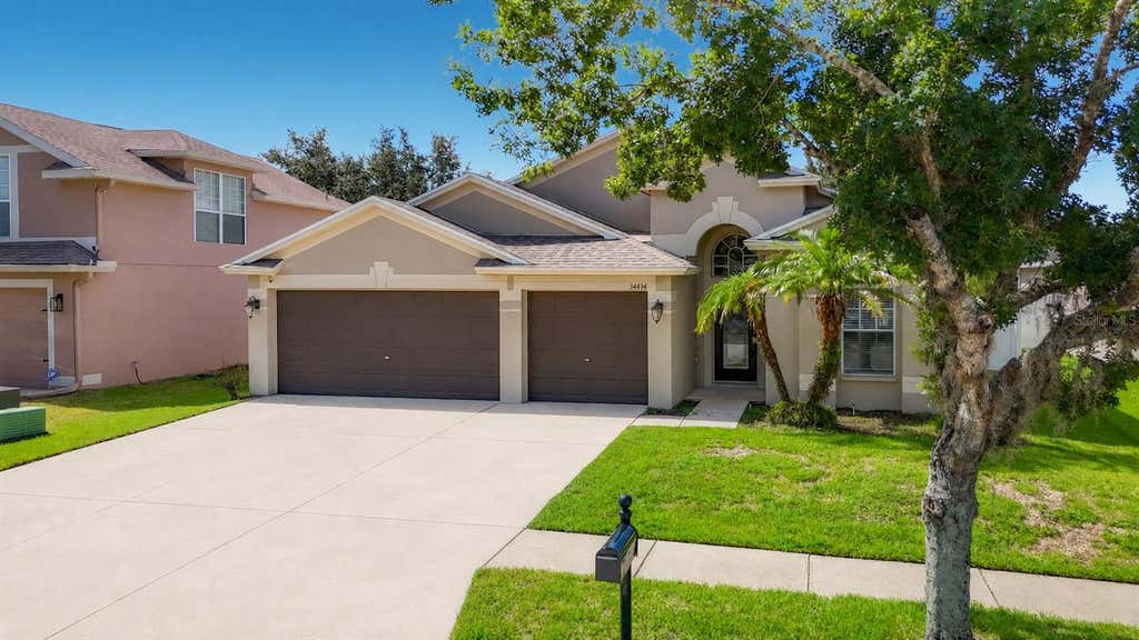 Photo of 34434 Windknob Court, Wesley Chapel, FL 33545 (MLS # TB8539636)