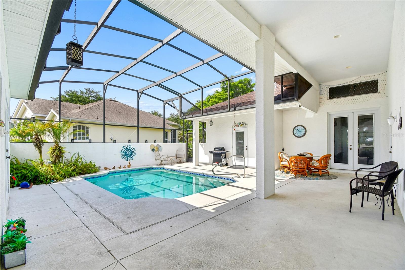 5636 FREEPORT DRIVE