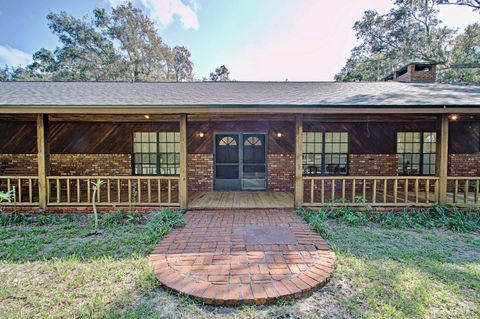 Photo of 2575 Place Pond Road, De Leon Springs, FL 32130 (MLS # O6348040) Photo of 2575 Place Pond Road, De Leon Springs, FL 32130 (MLS # O6348040)