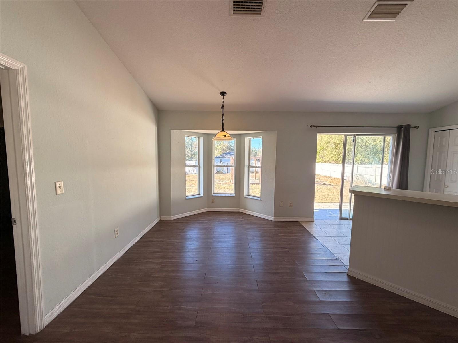 MARION OAKS UN 09 - Residential