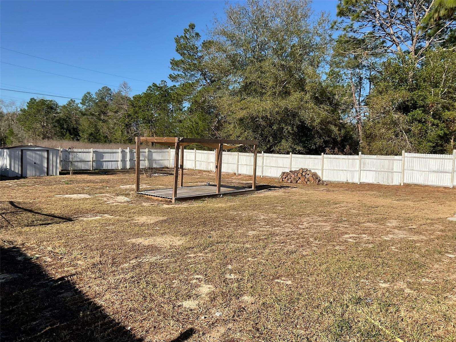 MARION OAKS UN 09 - Residential