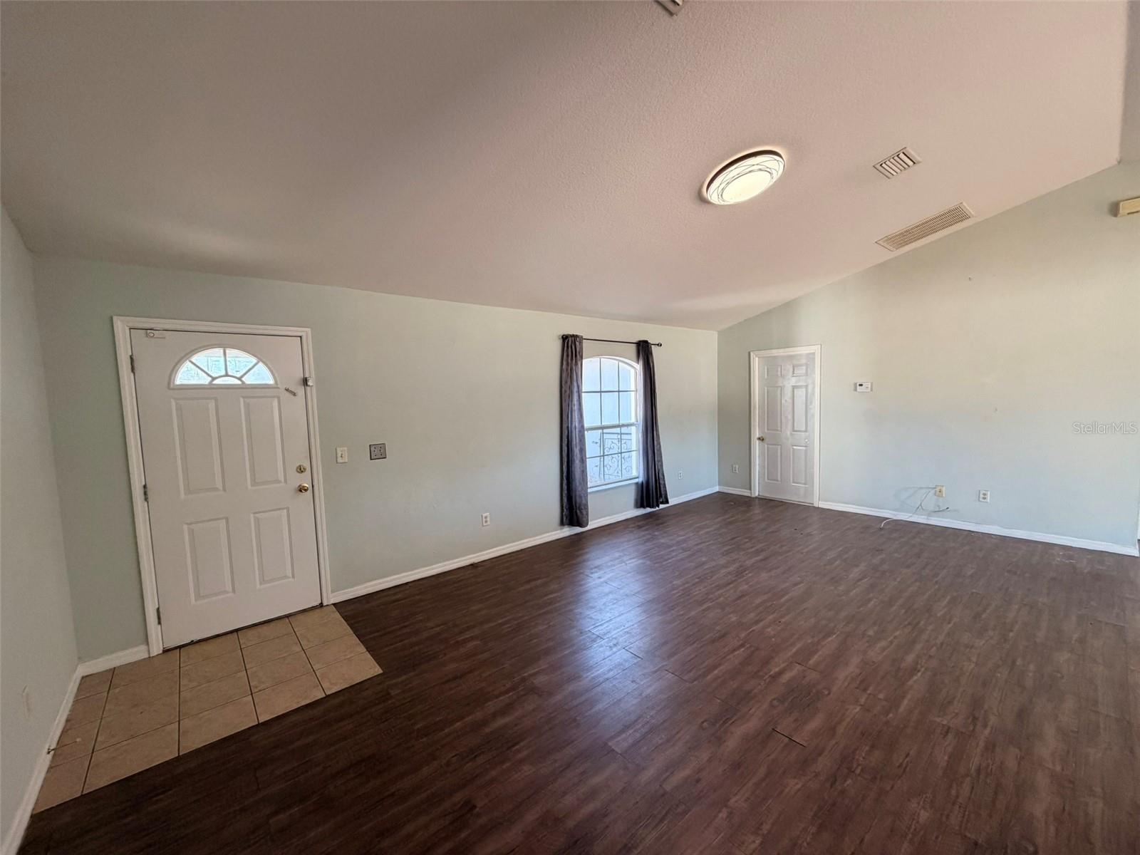 MARION OAKS UN 09 - Residential