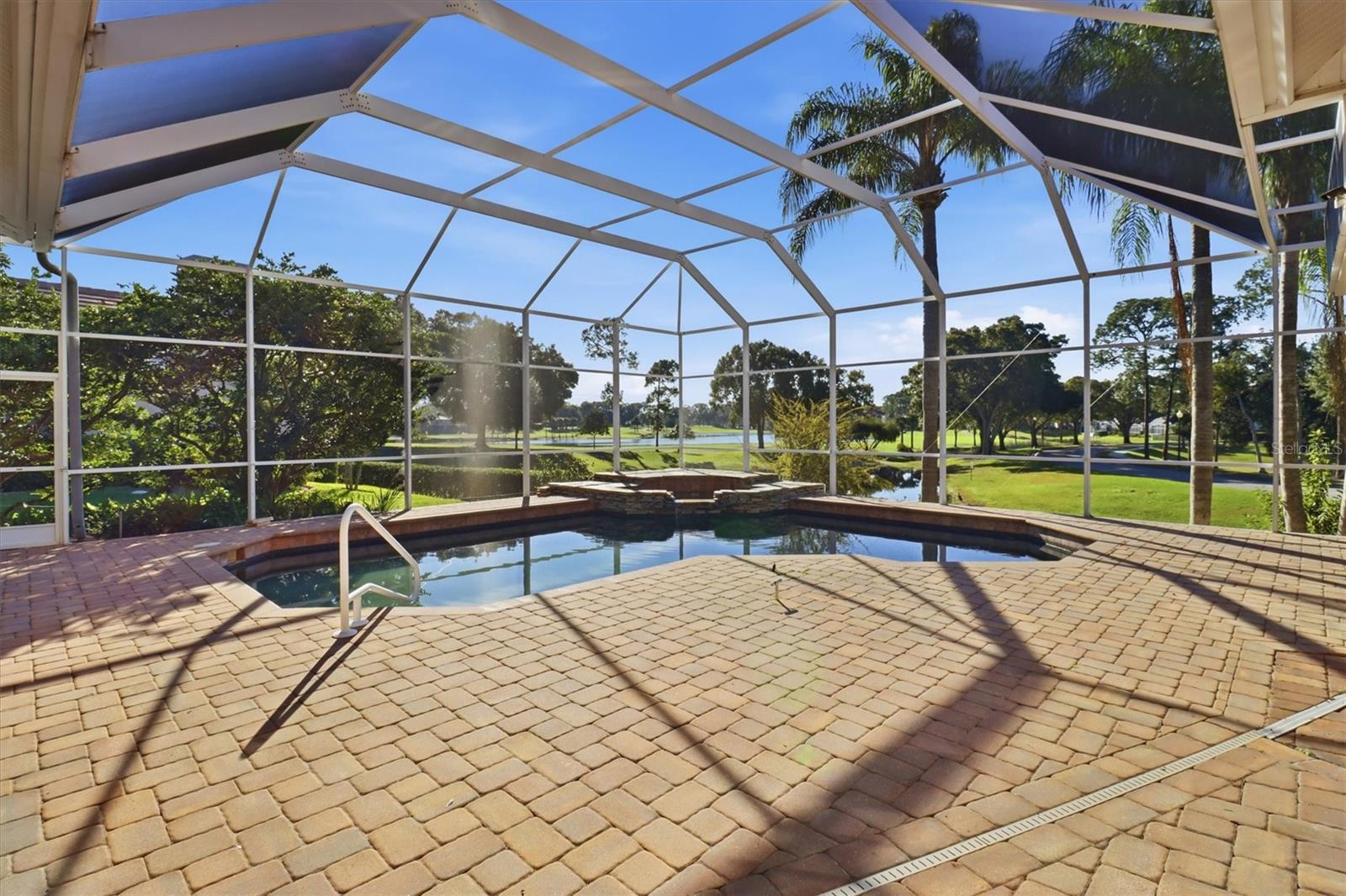 HEATHROW - Residential