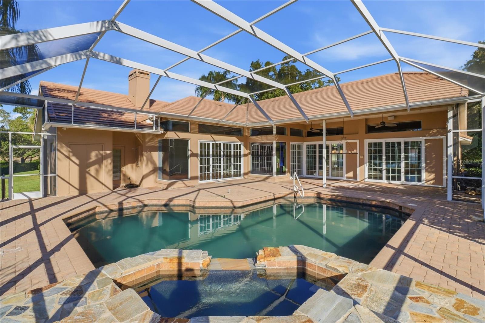 HEATHROW - Residential