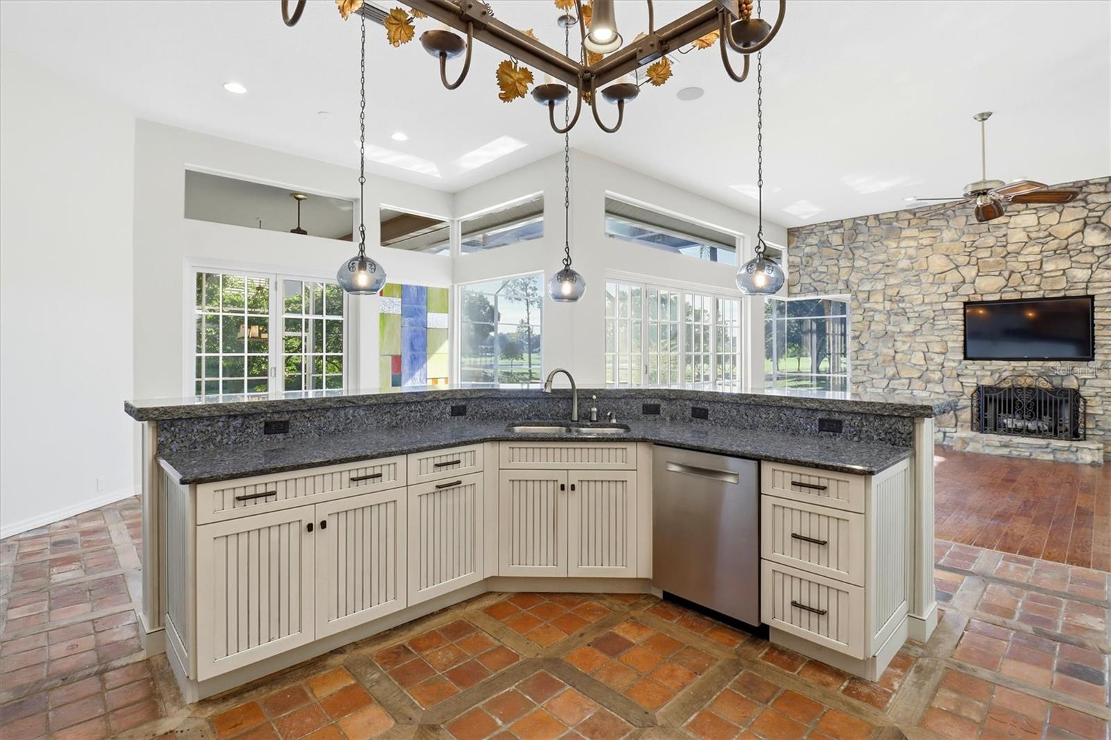 HEATHROW - Residential