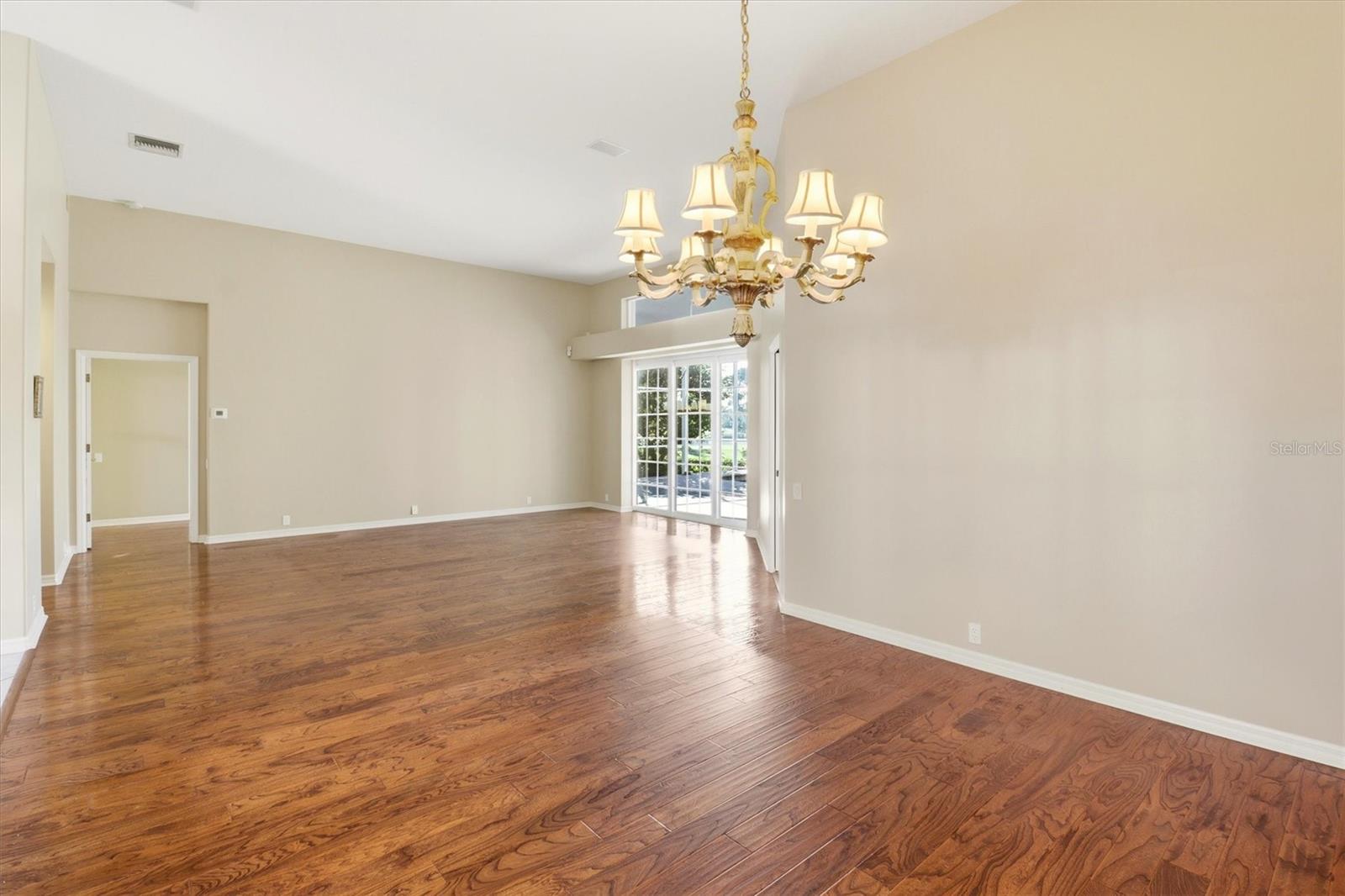 HEATHROW - Residential