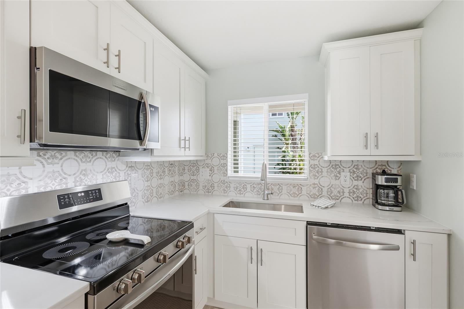 NAUTILUS OF HOLMES BEACH - Residential